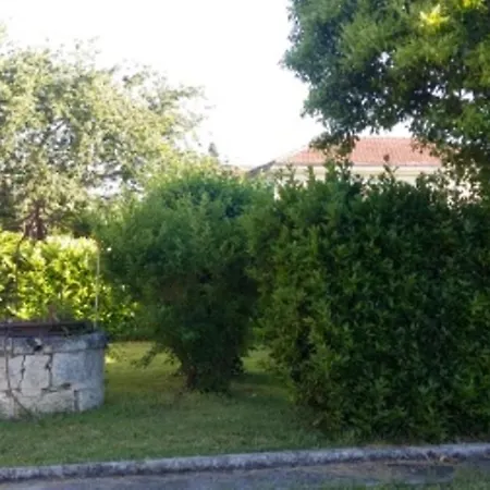 Bed & Breakfast La Petite
